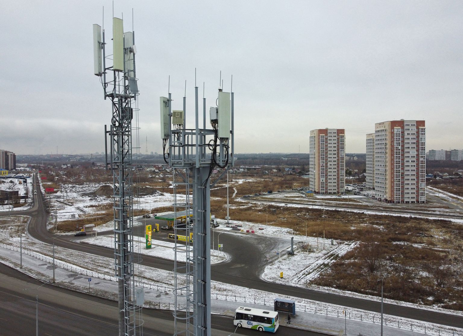Mobilo sakaru tīkla bāzes stacija Omskā, Krievijā