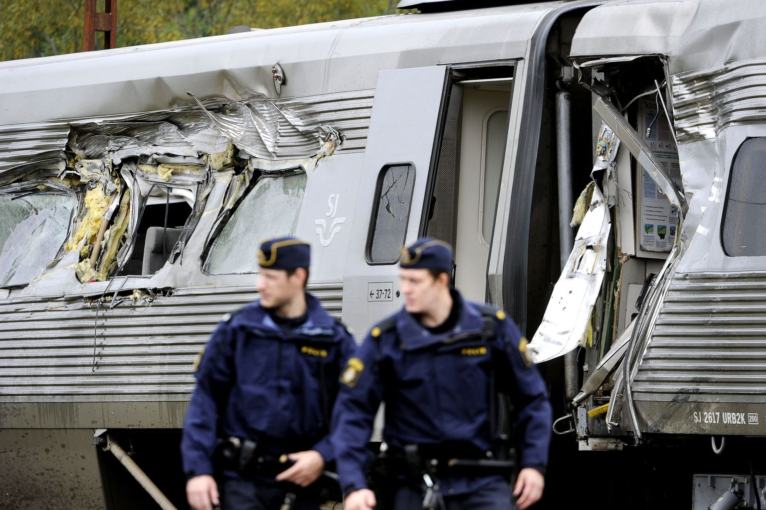 Rootsi rongiõnnetuse põhjuseks võis olla rongi liiga suur kiirus