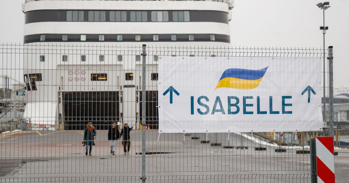 Sõjapõgenikke majutanud Tallinki laev alustab Kanadas ehitajate ujuvhotellina