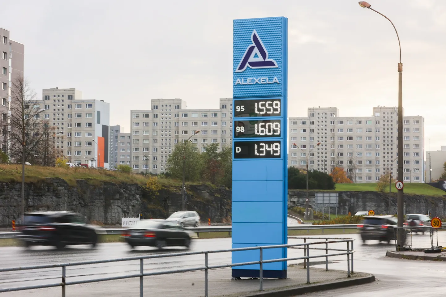 Kütuse hind Laagna teel asuvas Alexela tanklas.