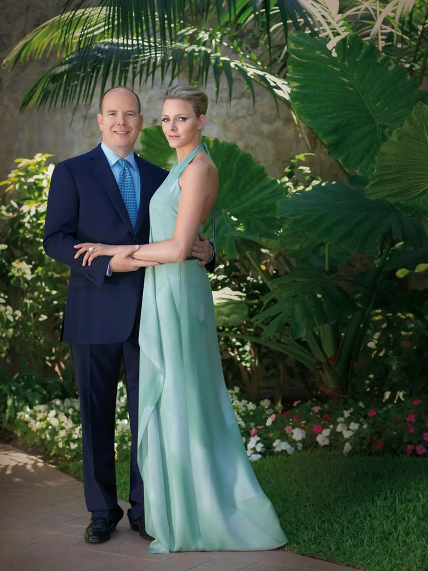Äsja kihlunud: pisiriigi vürst Albert oma väljavalitu Charlene Wittstockiga.