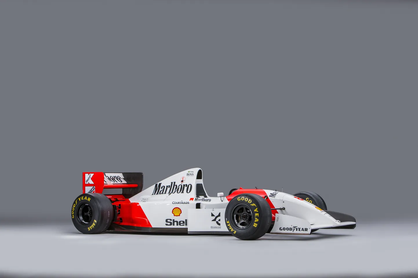 Ayrton Senna ajalooline vormel müüdi maha 4,19 miljoni euro eest