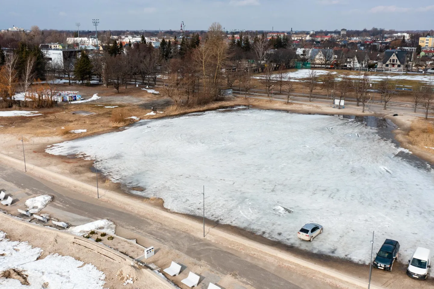 Pärnu Ranna puiestee 7 ja 9 kinnistu pindala on peaaegu 18 000 ruumeetrit.