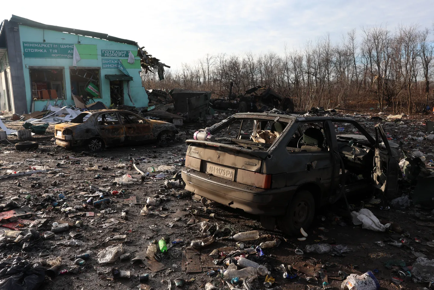 Autode rusud Ukraina rinde lähistel.