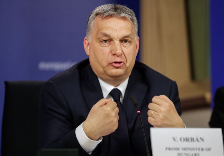 Ungaris ennustatakse valimisvõitu president Viktor Orbáni juhitud erakonnale Fidesz, mille liikmelisus EPP fraktsioonis alles hiljuti peatati.