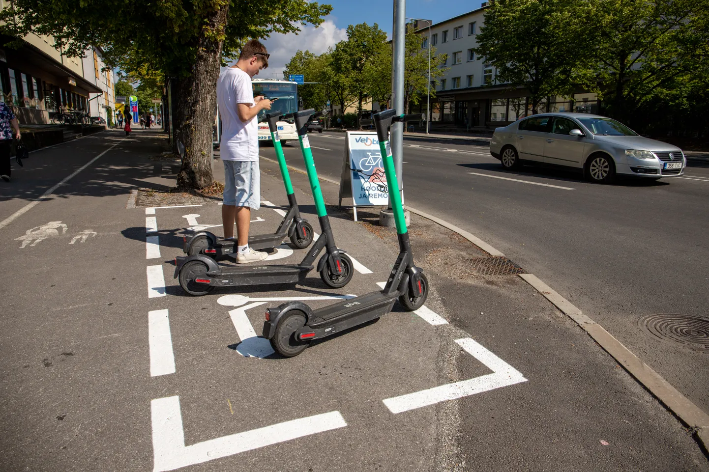Bolti elektritõukerattad.