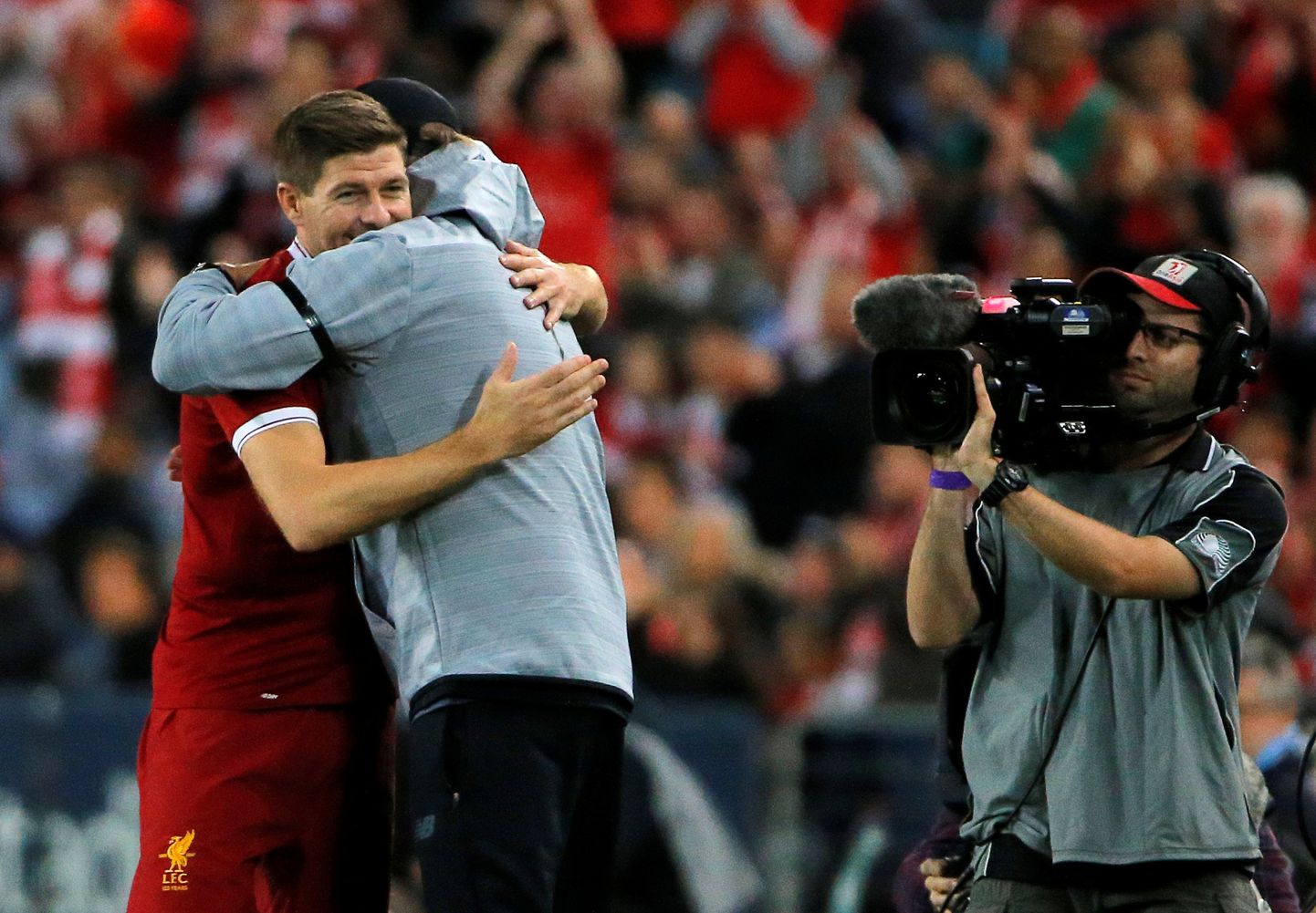 Jürgen Klopp (paremal) ja Steven Gerrard paari aasta eest ehk veel siis, kui Gerrard Liverpoolis mängis.