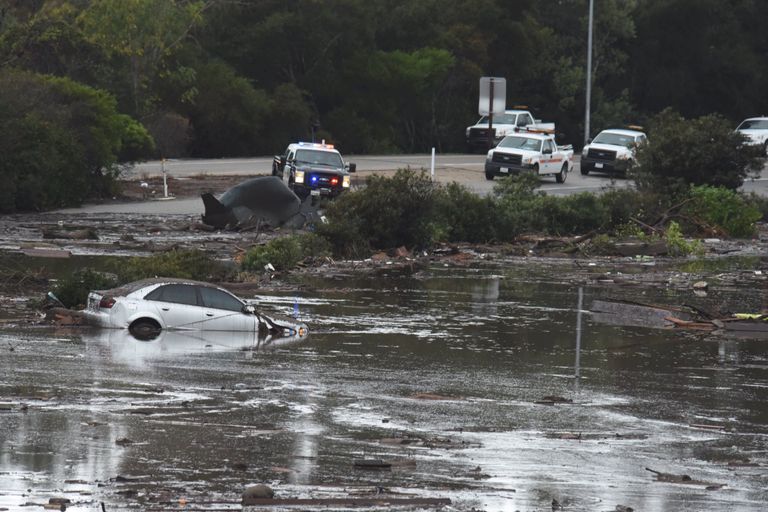 Pilt mudalaviini kahjustusest tehtud kolm päeva tagasi Montecitos, Californias.