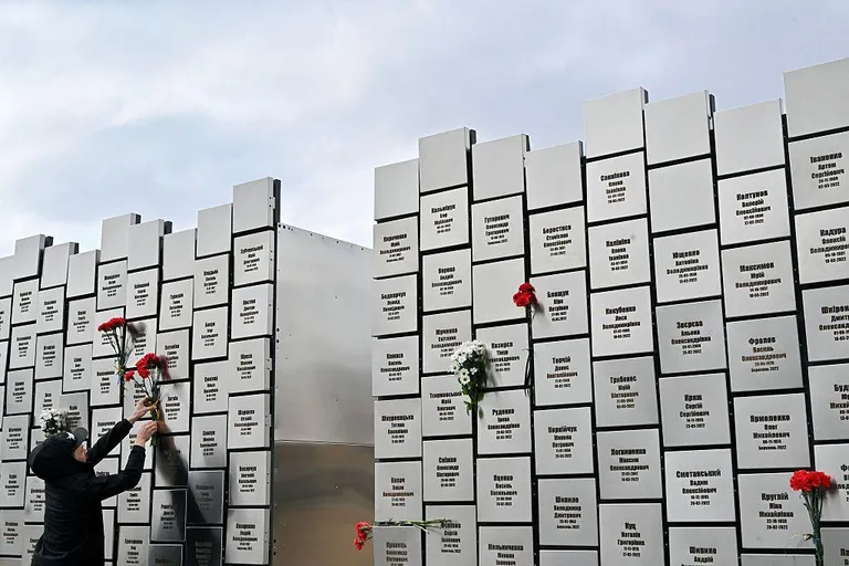 Мемориал в память о погибших жителях Бучи