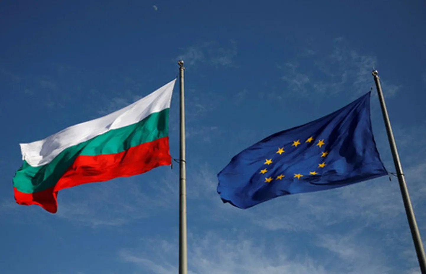 Bulgārijas un Eiropas Savienības karogs
