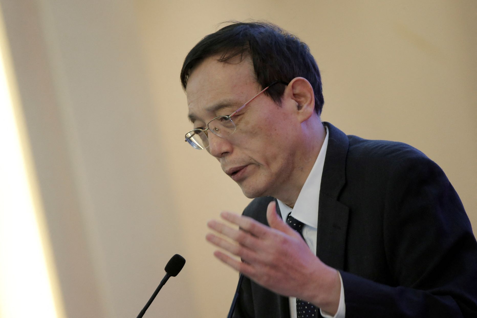 Hiina keskpanga nõunik Liu Shijin.