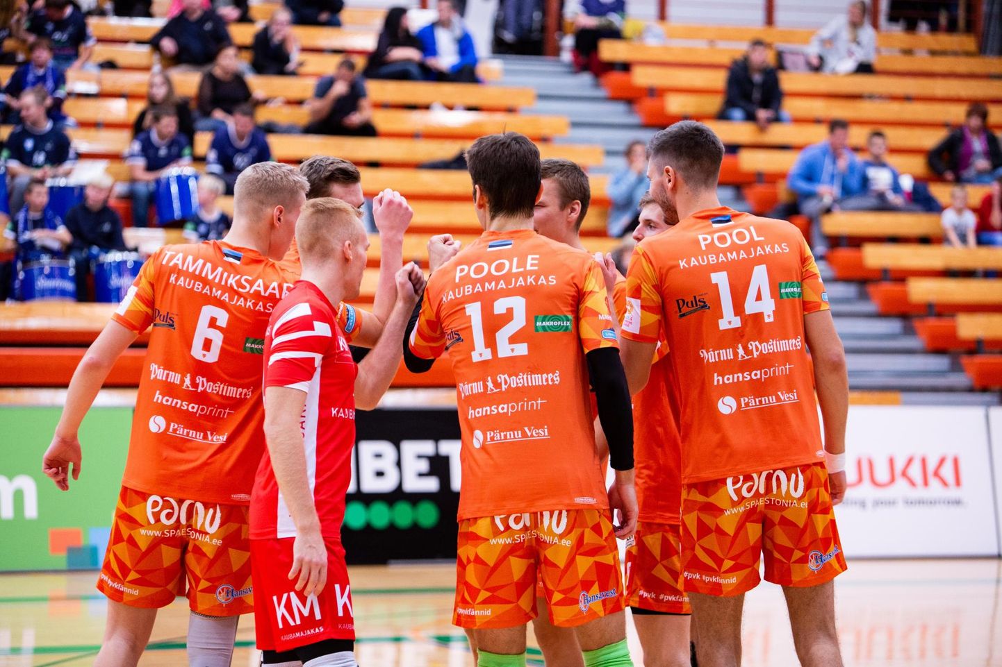Pärnu võrkpalliklubi meeskond sai Eesti-Läti ühisliigasOC Limbaži/MSG meeskonna üle kindla võidu.