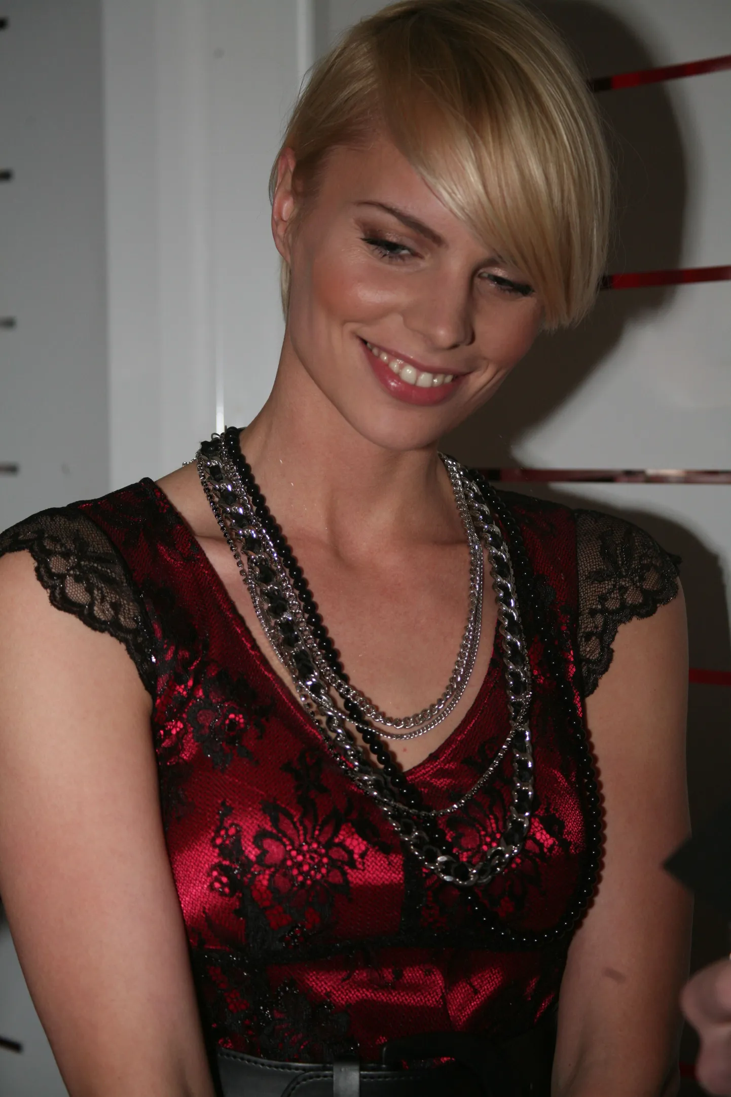 Helen Sürje