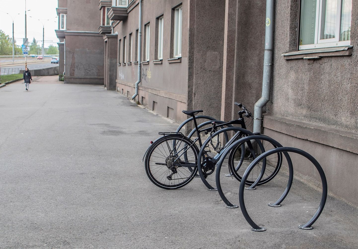 Велопарковка на Пярнуском шоссе.