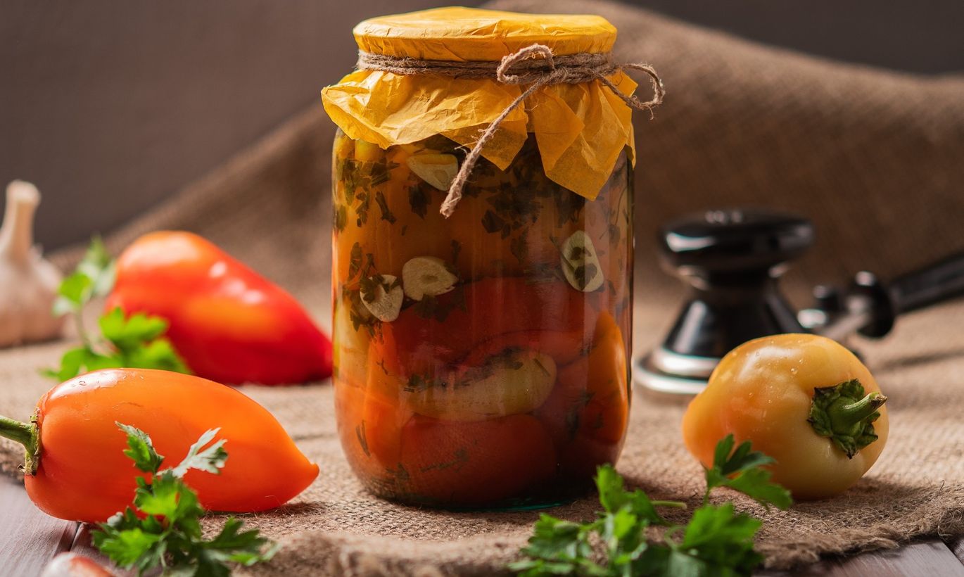 Kā sagatavot paprikas krājumus ziemai? Dažādas konservēšanas receptes