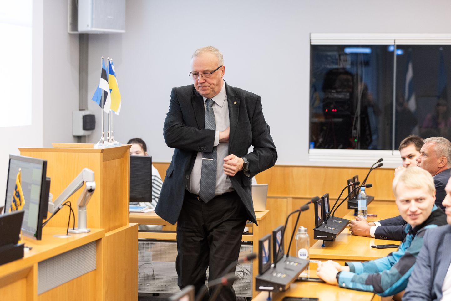 Tallinna linnavolikogu erakorraline istung, kus avaldati umbusaldust linnapeale. EKRE fraktsiooni juht Mart Kallas.