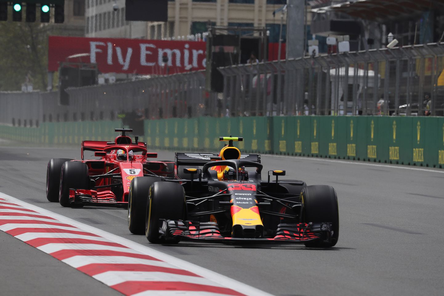 Ferrari ja Red Bull.