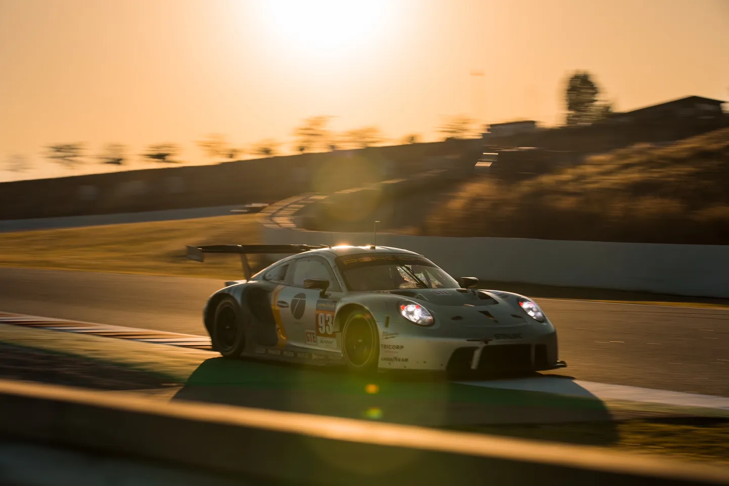 Martin Rumpi tööratsu Porsche 911 RSR-19.