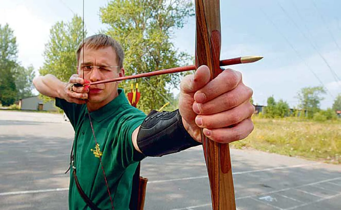 Vibulaskmine on lõõgastav tegevus, kuna kogu tähelepanu tuleb suunata vibu vinnastamisele ja sihtimisele ning muust sel ajal mõelda ei saa. Pildil laseb vibu MTÜ Tartu Vibuklubi juhatuse liige Indrek Tani.