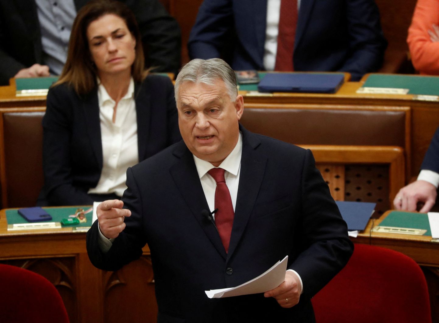 Ungari peaminister Viktor Orbán rääkimas täna parlamendis.
