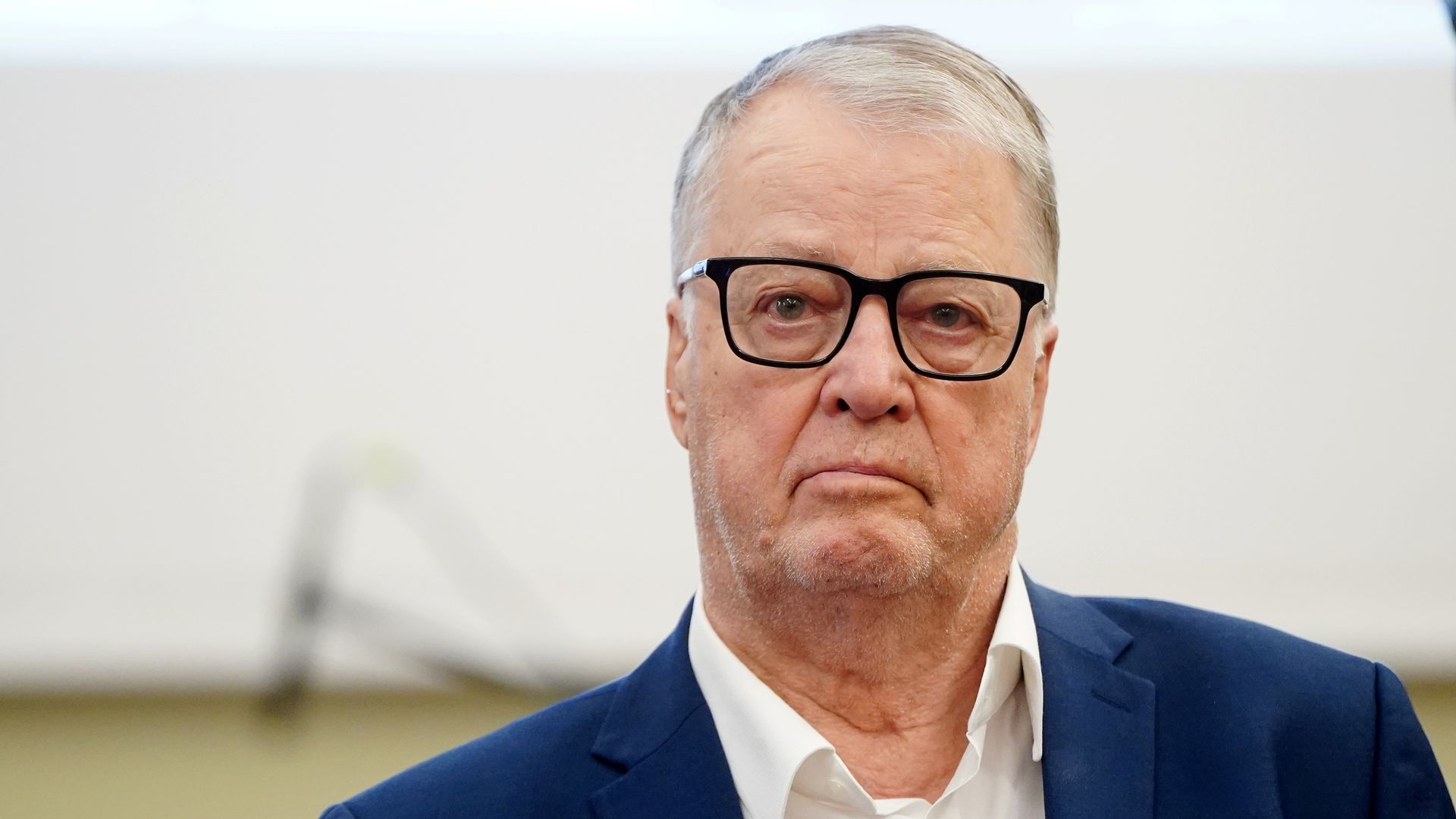 Ulmanis atklāj, ka viņam ir vēl viena meita