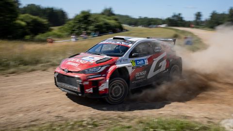 FOTO ⟩ Kiiret sõitu teinud Jaspar Vaheri Rally Estonia lõppes väljasõiduga