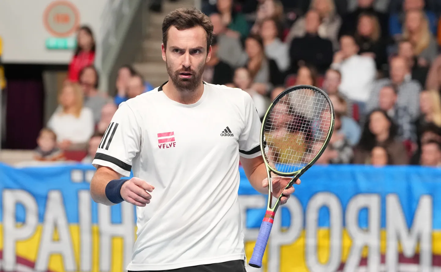 Latvijas vīriešu tenisa izlases spēlētājs Ernests Gulbis.