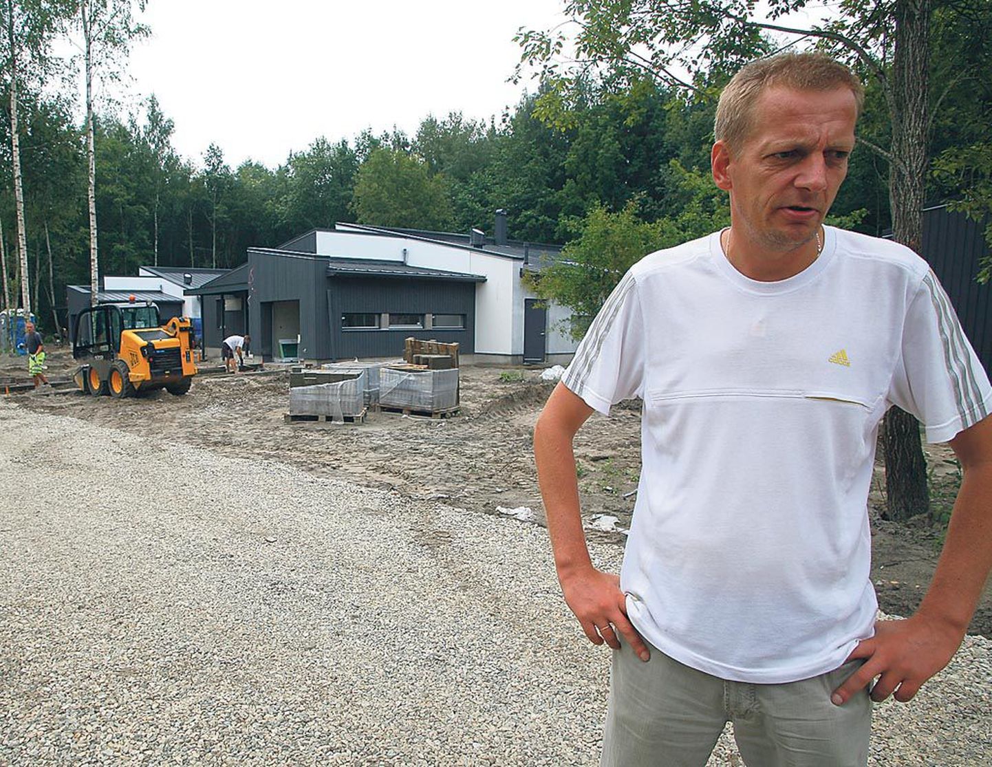 OÜ Wolmreks Ehituse projektijuhi Einar Künnapuu juhtimisel Pärnu lastekodu ehitanud alltöövõtjad ei aimanudki, et raha jääb neil töö eest saamata.
