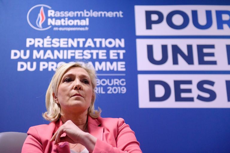Marine Le Peni juhitud paremäärmuslik erakond Rahvuslik Liit​ saab projektsiooni kohaselt Euroopa Parlamenti saata 20 saadikut.