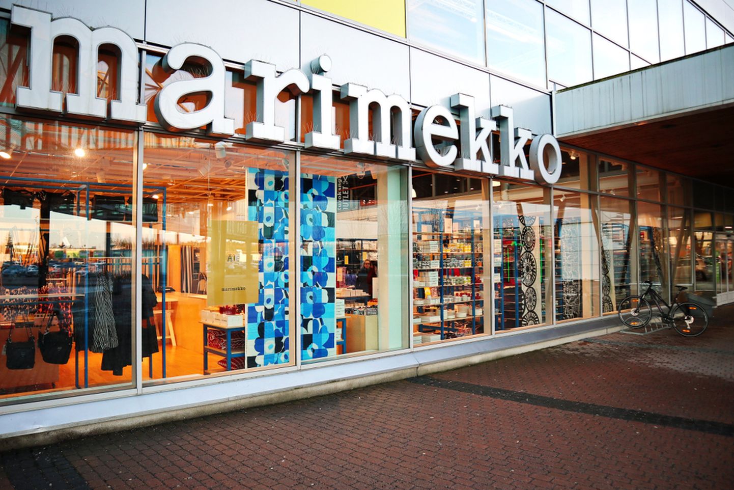 Marimekko kauplus Soomes. Pilt on illustreeriv.