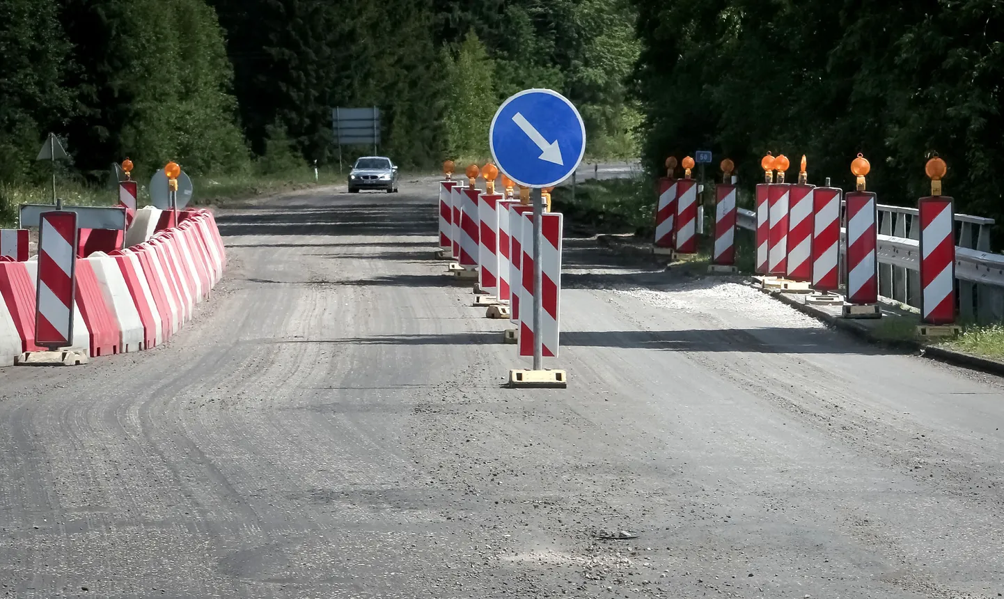 Maanteeinfokeskus teatas, et täna alustatakse ehitustöödega Are–Suigu maanteel viie kilomeetri pikkusel Suigu–Kuiaru lõigul. Foto on illustreeriv.