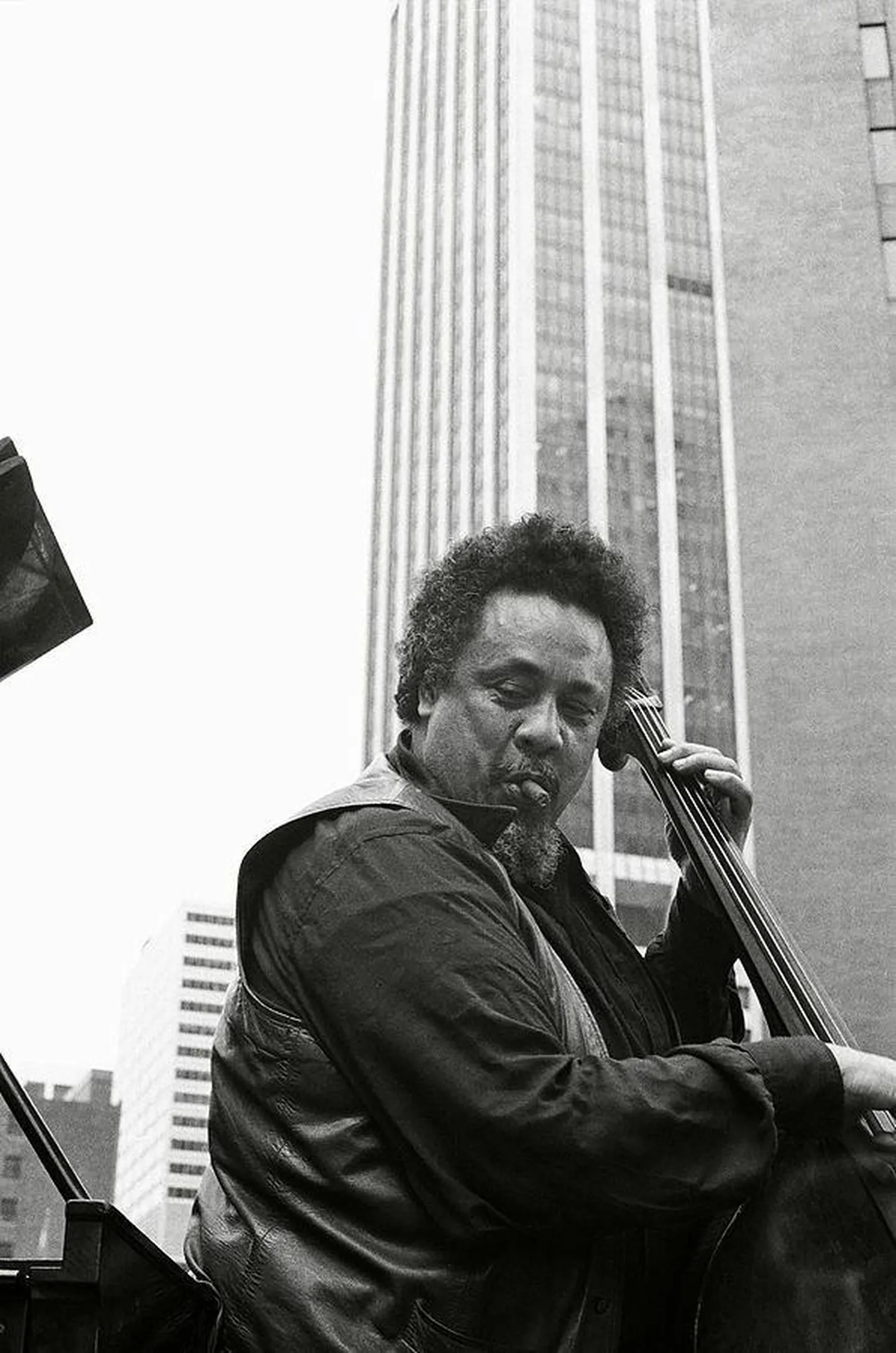 Charles Mingus 1976. aastal.