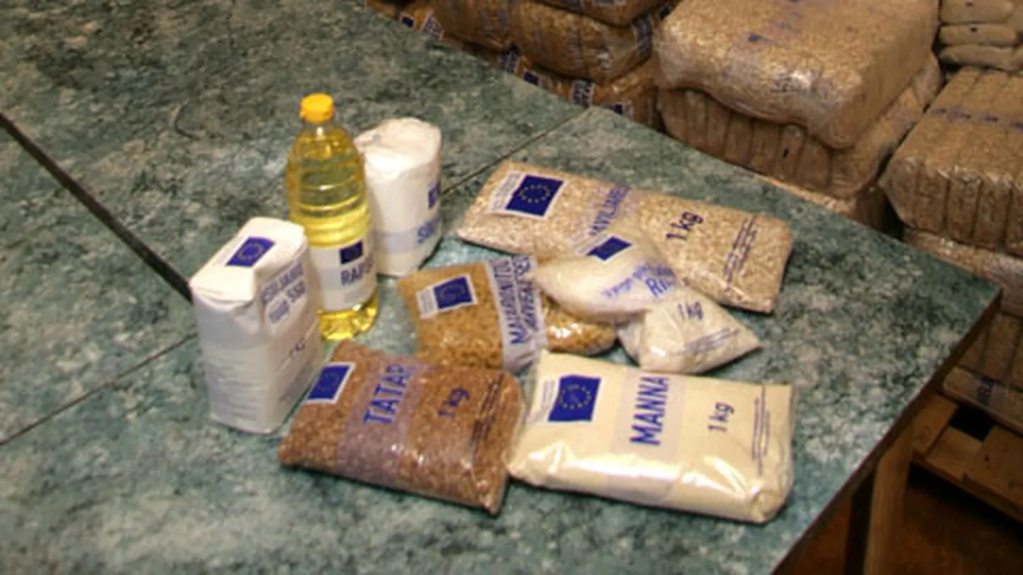 Jõhvi toidupank jagas Euroopa Liidu toiduabi ka 2013. aasta sügisel. Kõige rohkem läks tookord jagamisele makarone ja jahu, vähem tatart, riisi, suhkrut ja toiduõli.