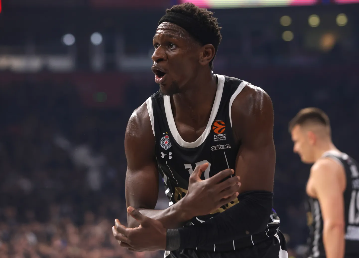 Isaac Bonga oli üks neist, kes sattus tänavakaklusesse.