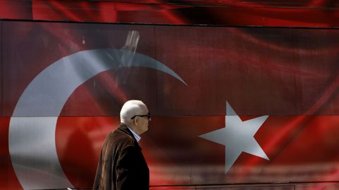 В Турции разбился автобус с политиками