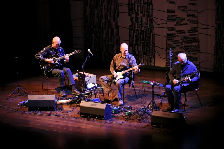 Festivali esimese kontserdi andis Weekend Guitar Trio.
