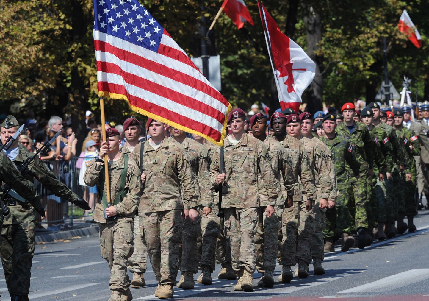 USA sõdurid tänavusel Poola relvajõudude päeva paraadil Varssavis.