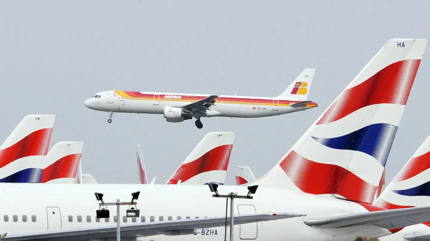 Самолеты Iberia и British Airways