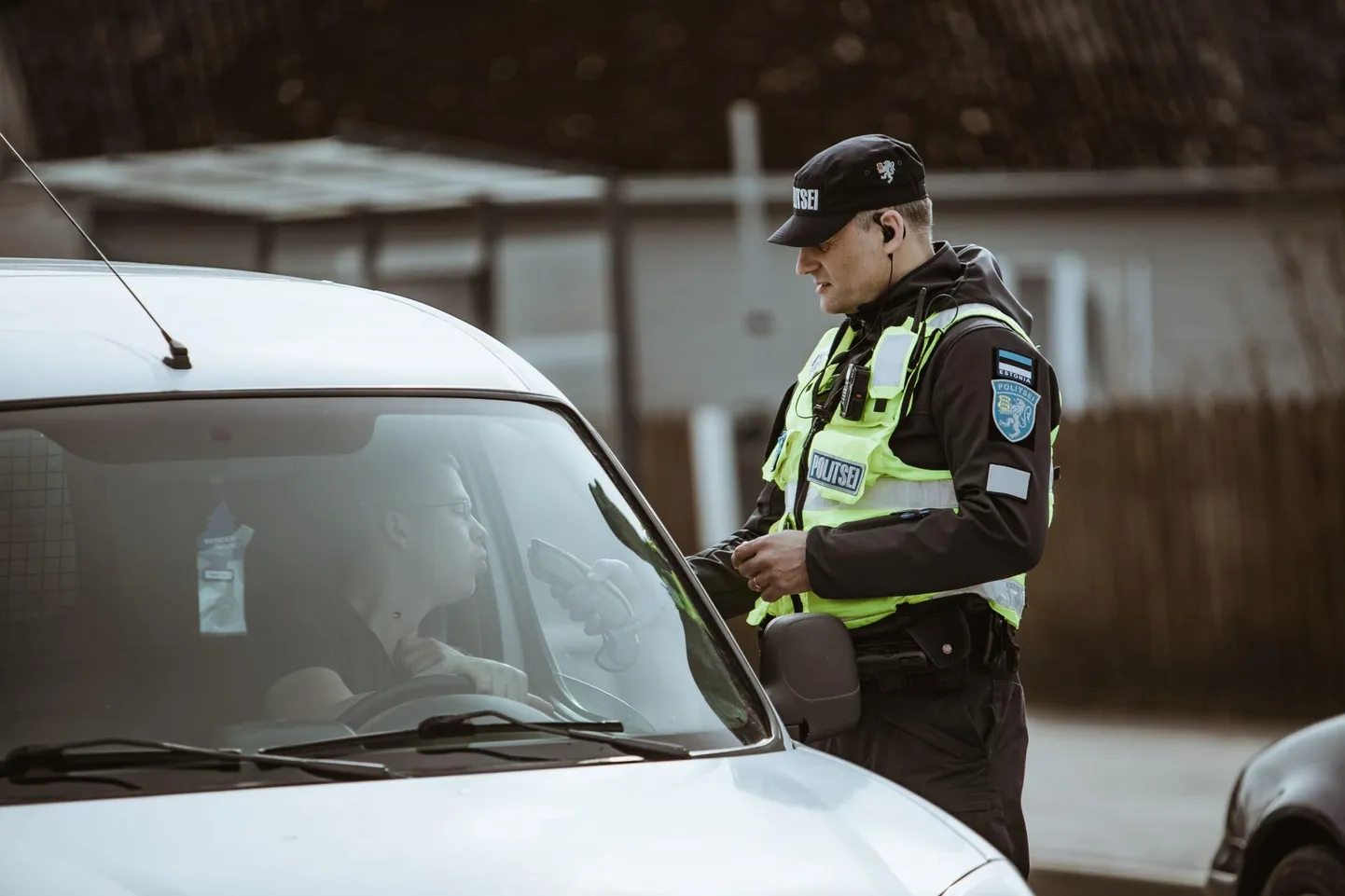 Alkoholi tarvitanud juht ei hinda oma suutlikkust kriitiliselt, muutub liiga uljaks ja julgeks ning seab seeläbi ohtu nii enda kui ka kaasliiklejad.