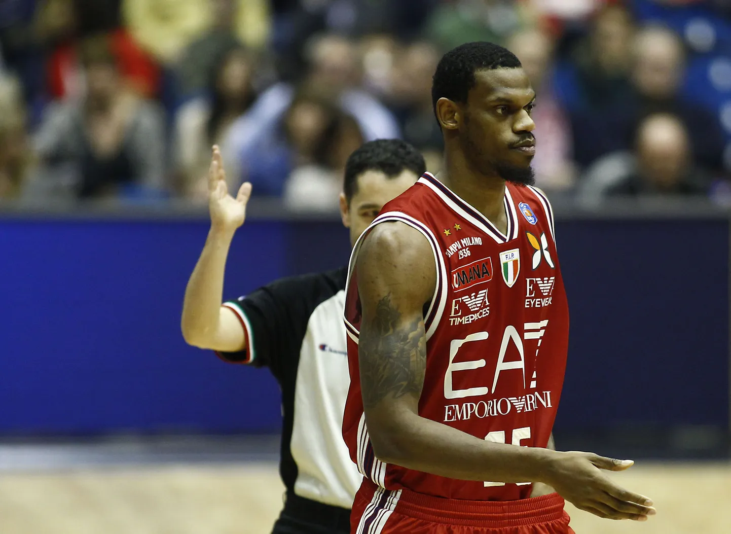 Frank Elegar Milano Olimpia särgis