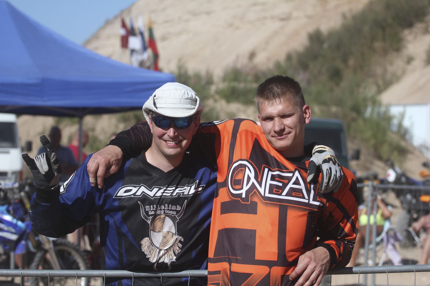 Andrus Kütta (vasakul) koos Hannes Leitsaluga, kes on samuti mäkketõusja, kuid paar viimast võistlusaastat vahele jätnud.