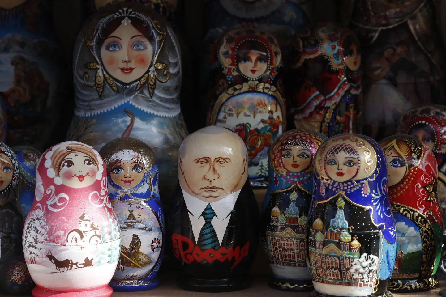 Матрешка с лицом Владимира Путина.