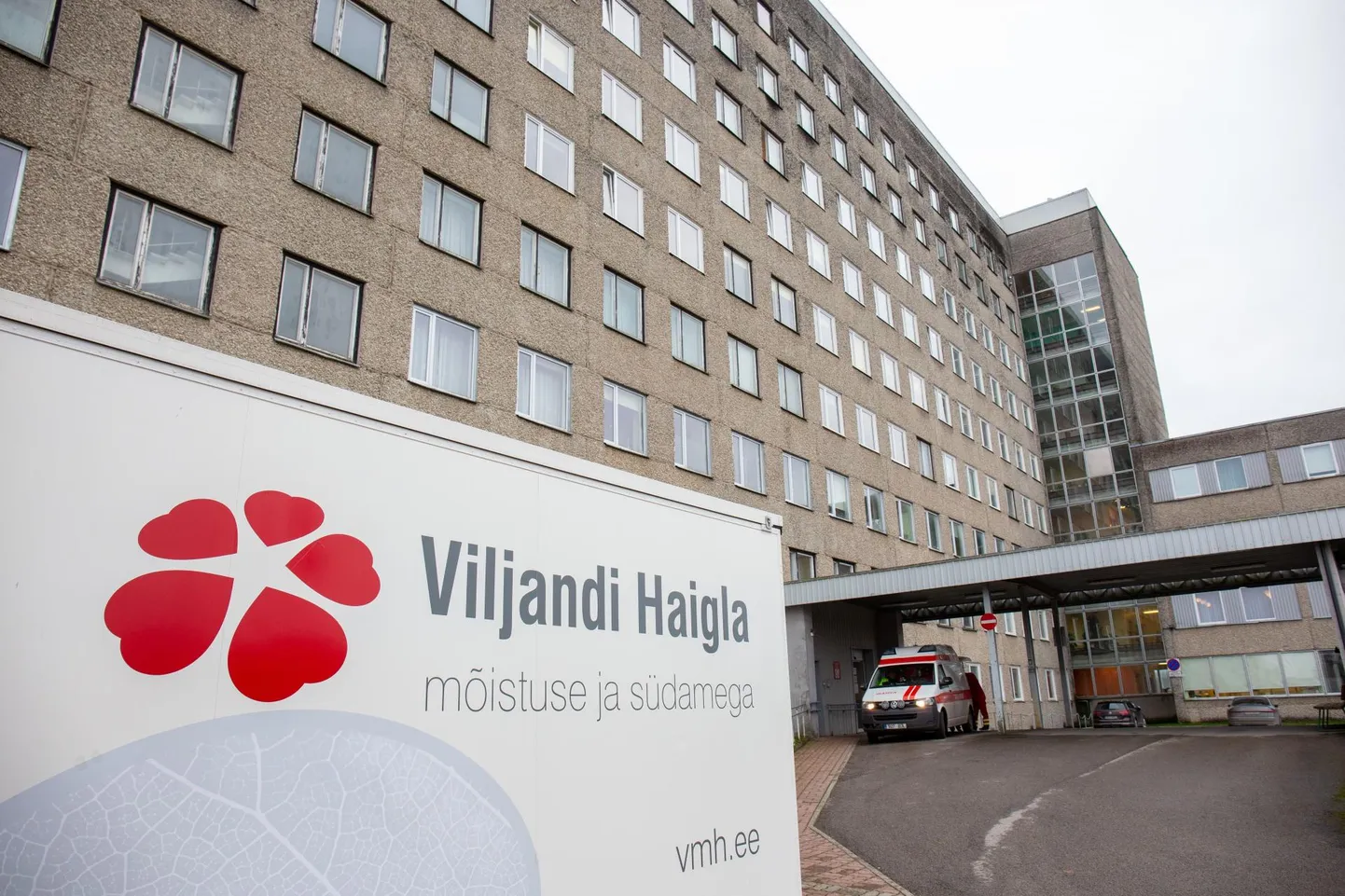 Vabu vaktsineerimisaegu leidus Viljandi haiglas veel kuus tundi pärast aegade avamist.