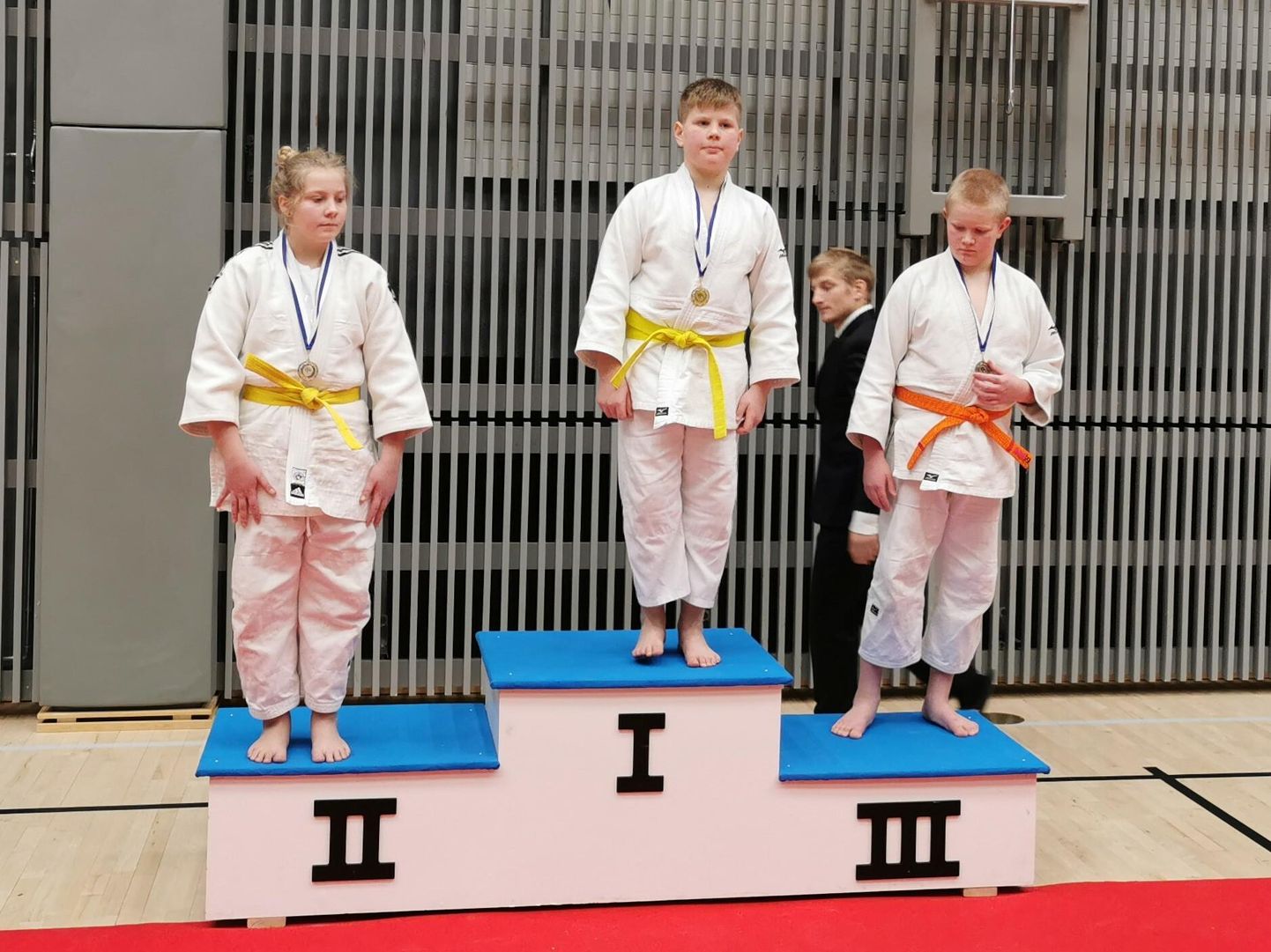 Judoklubi Samurai tulevikulootus Joosep Saaremets astus Tamperes pjedestaali kõrgeimale astmele kaks korda.