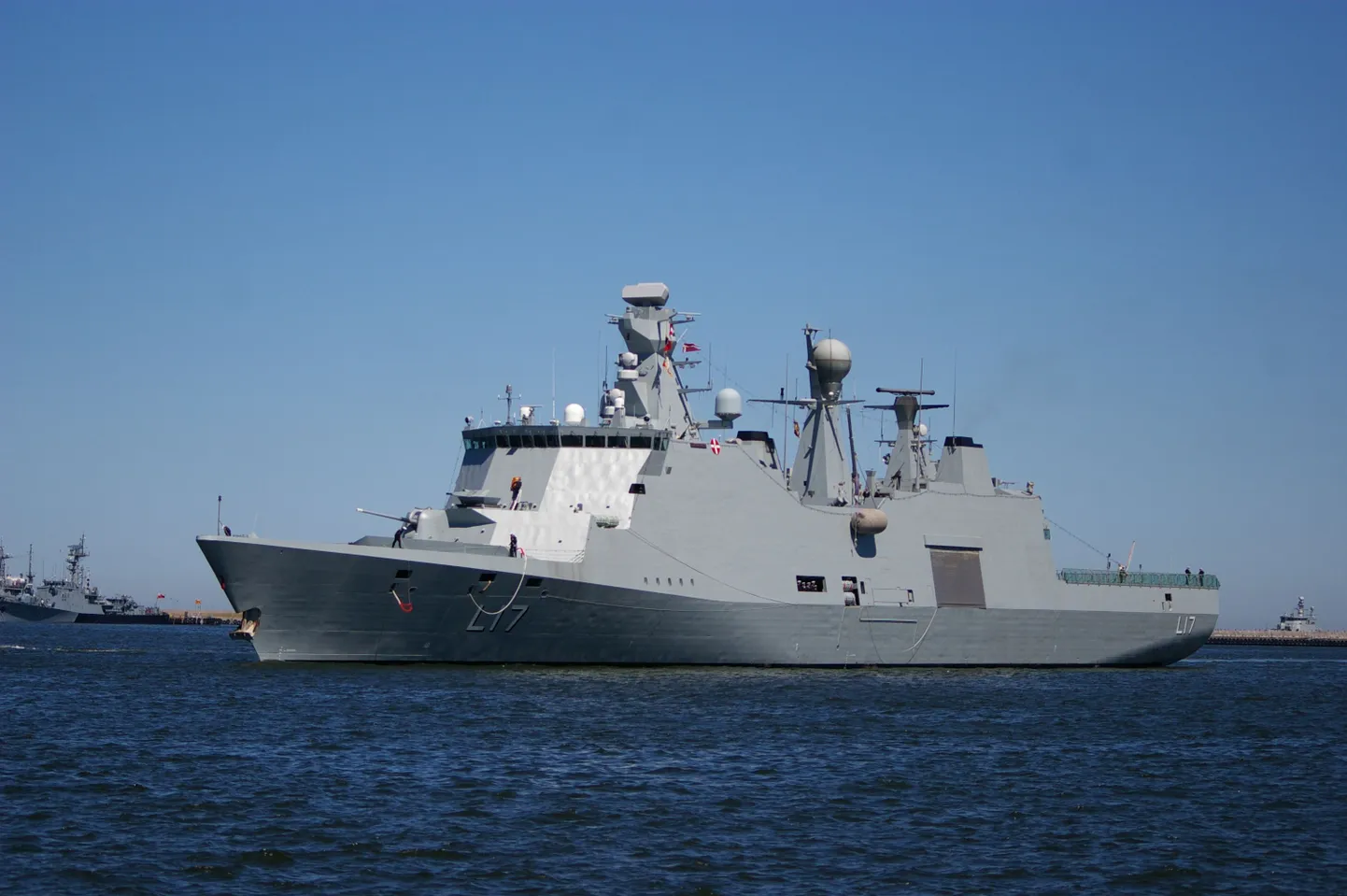 Taani sõjalaev Esbern Snare.