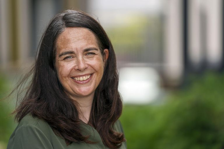 Teresa Lambe, üks vaktsiini lojatest, Oxfordi ülikooli Jenneri instituudi kaasprofessor.