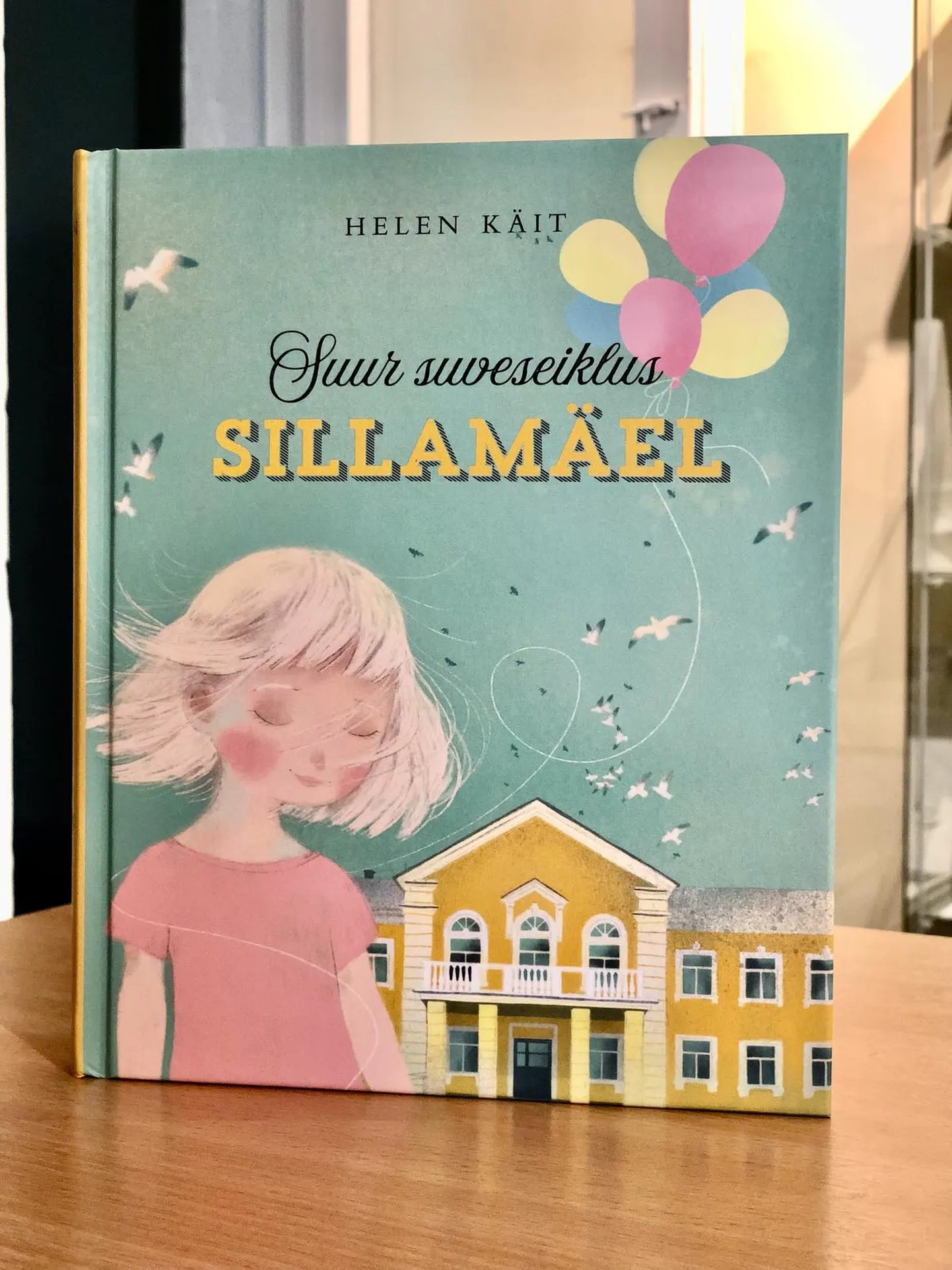 Книга адресована детям 6-12 лет и издана на эстонском языке.