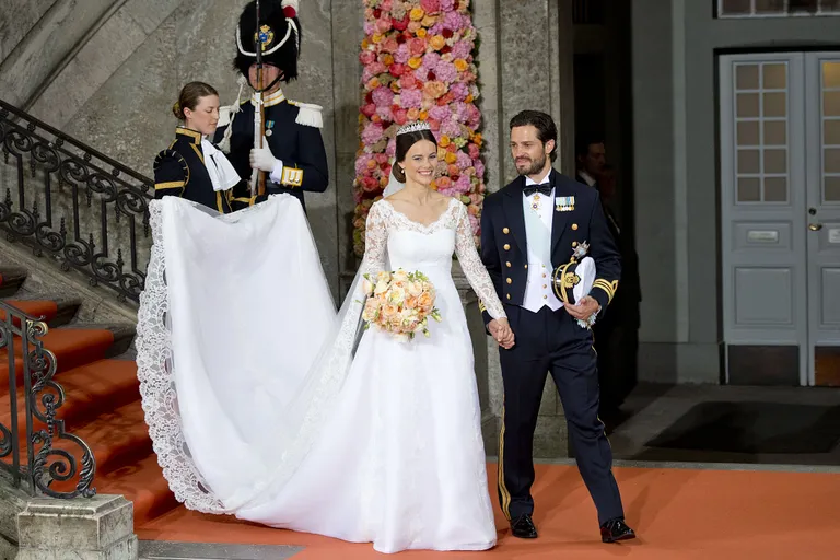 Sofia ja Carl Philip oma pulmapäeval. Foto: Scanpix