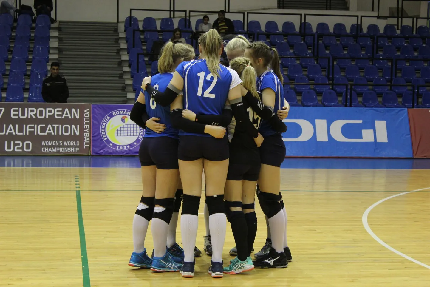 U20 neidude võrkpallikoondis.