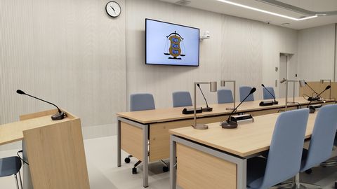 39-aastast naist süüdistatakse alaealise poisi vägistamises